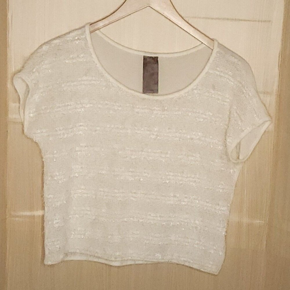 Wallpapher Womens Cropped Cream Short Sleeve Eyelash Sweater Medium